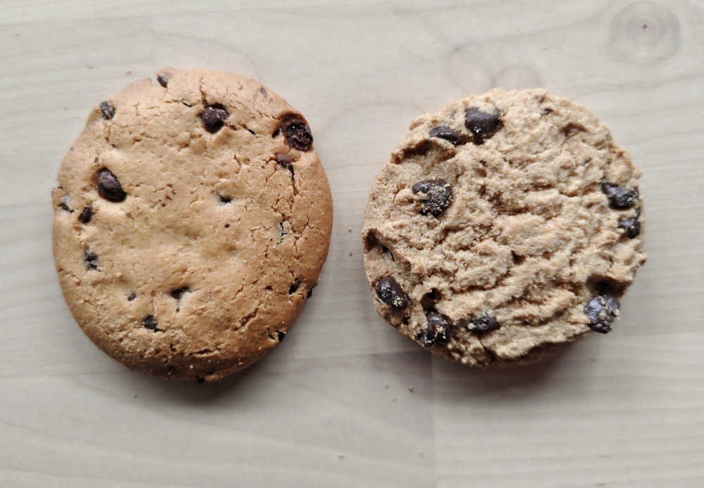 Aldi Vs Woolworths Chocolate Chip Biscuits.